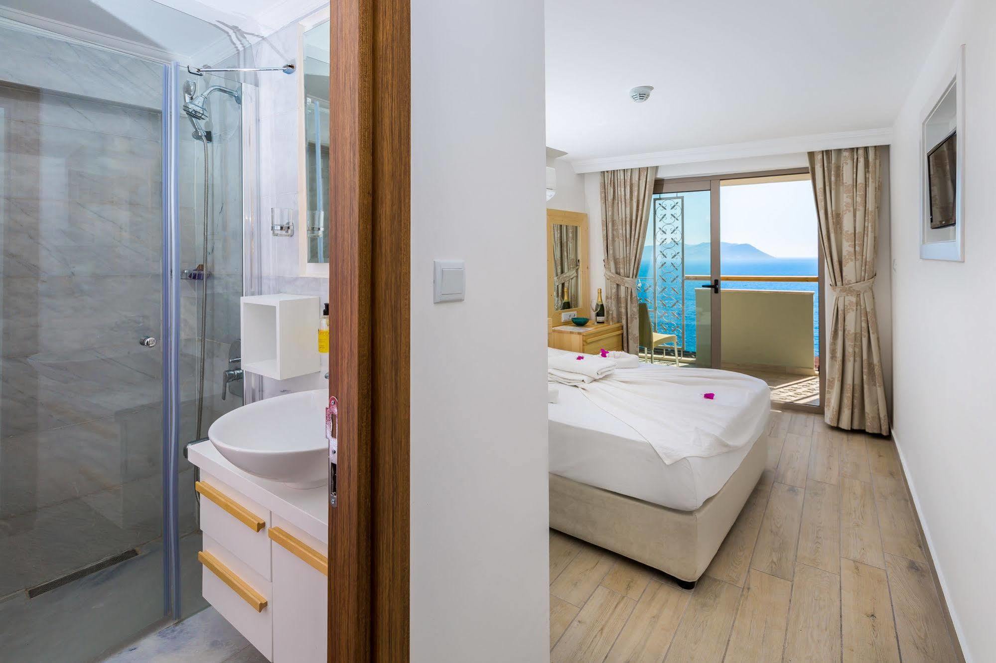 Defne Hotel คาช ภายนอก รูปภาพ